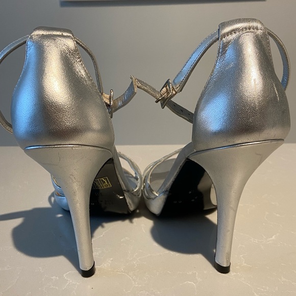 Demis Pagliaricco High Heel Sandals - Picture 7 of 10